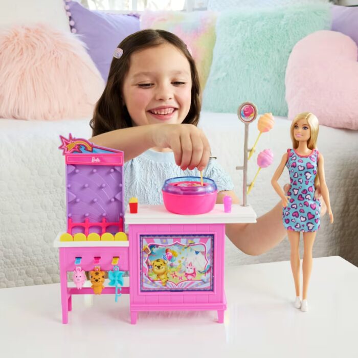 Barbie Mysteries: Beach Detectives Malibu Doll, Cotton Candy Game Playset & Accessories - Image 3