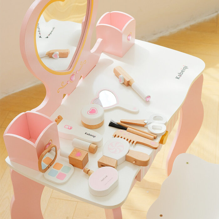 Vanity Table - Dresser With Heart Shape - Image 6